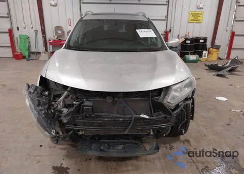 2015 Nissan Rogue Sl z USA, uszkodzony, nr VIN 5N1AT2MVXFC780251